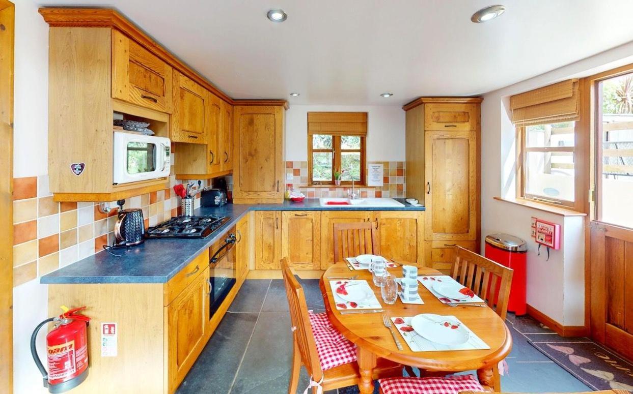 Croyde Thatchers Hideaway 2 Bedrooms Dış mekan fotoğraf